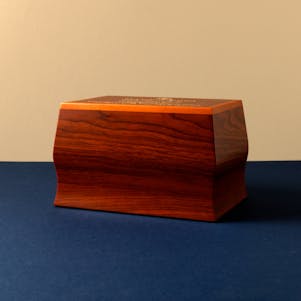 The Blair Cremation Urn - Free Engraving