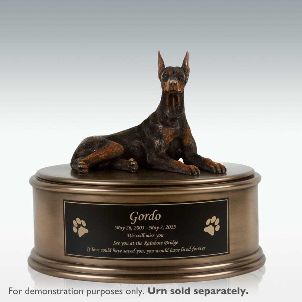 Doberman figure outlet